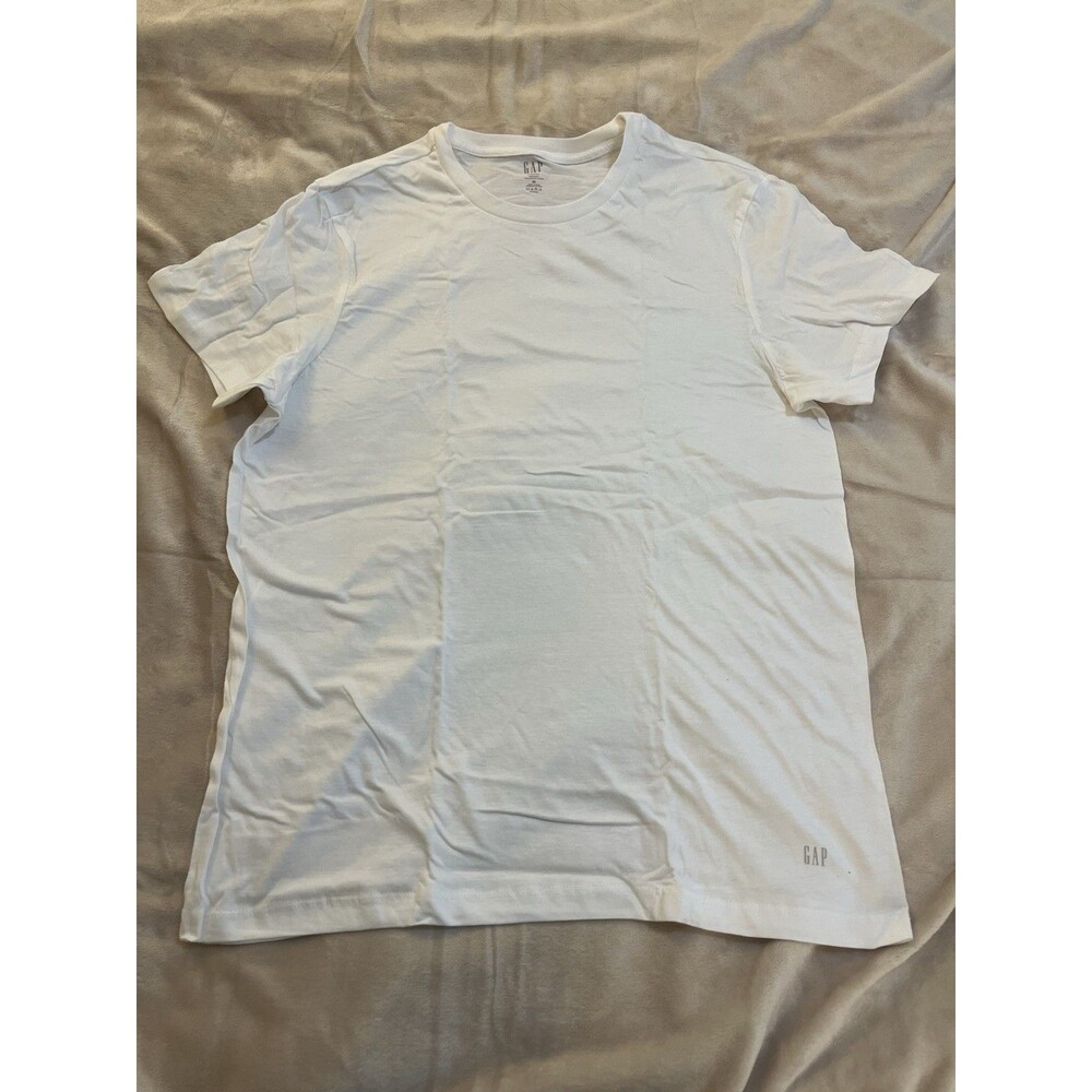 GAP White Short Sleeve Crewneck Tee